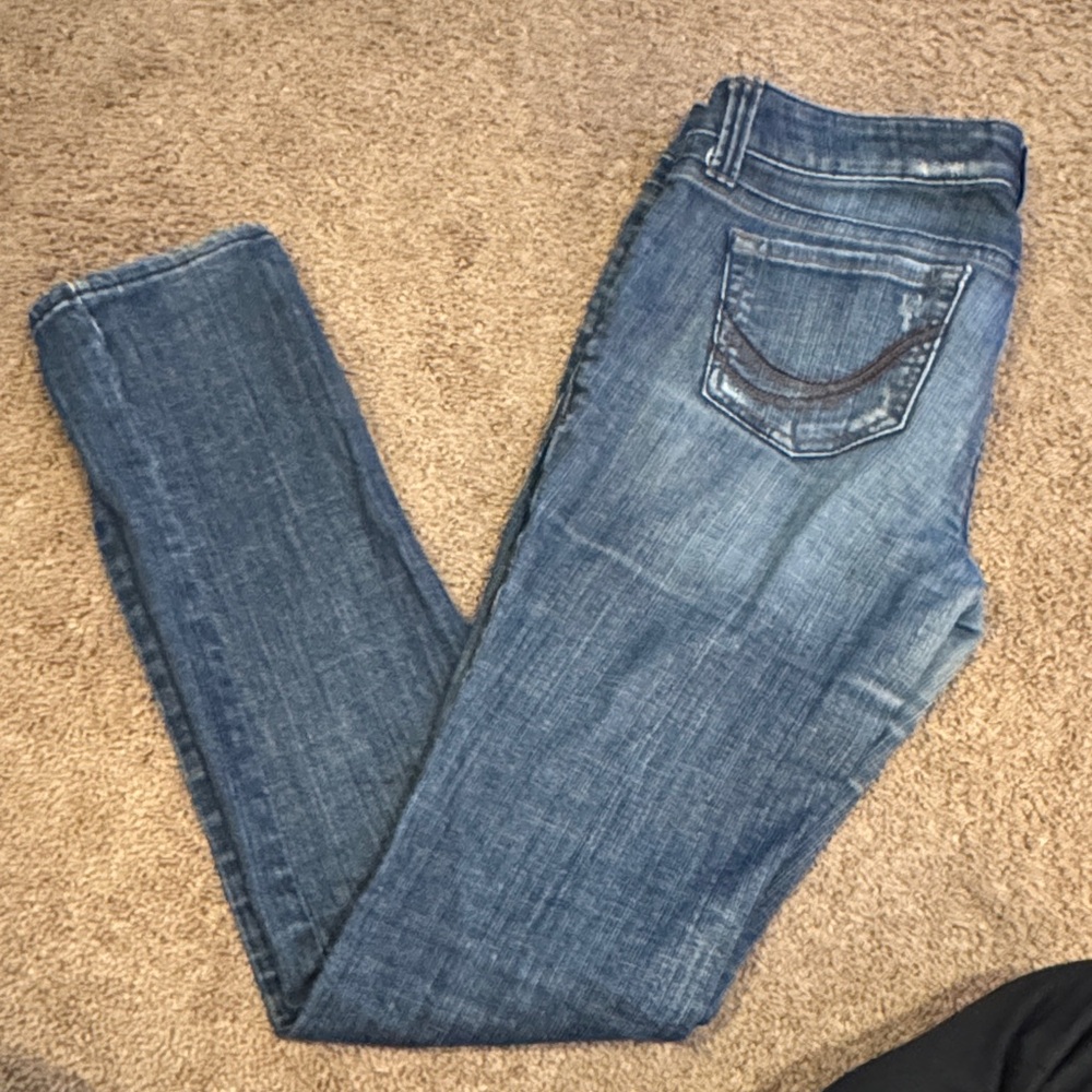 Refuge Women's Classic Blue Skinny Jeans